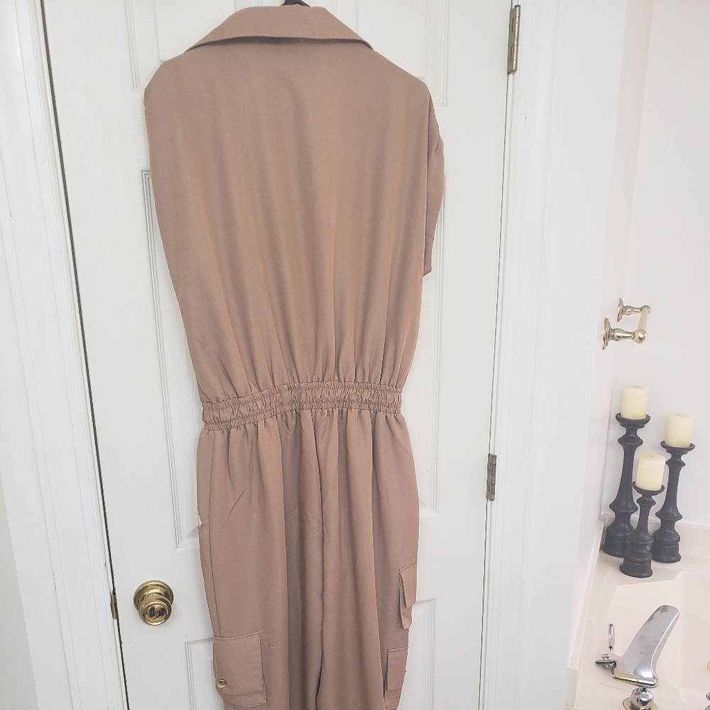 Romper - Picture 4 of 4